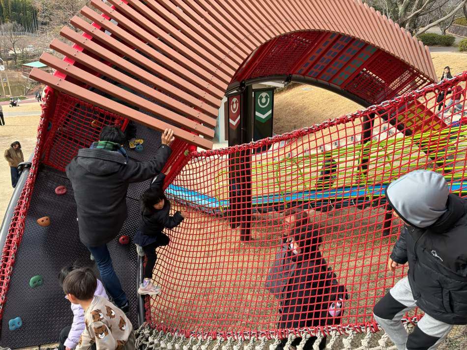 於大公園　忍者遊具