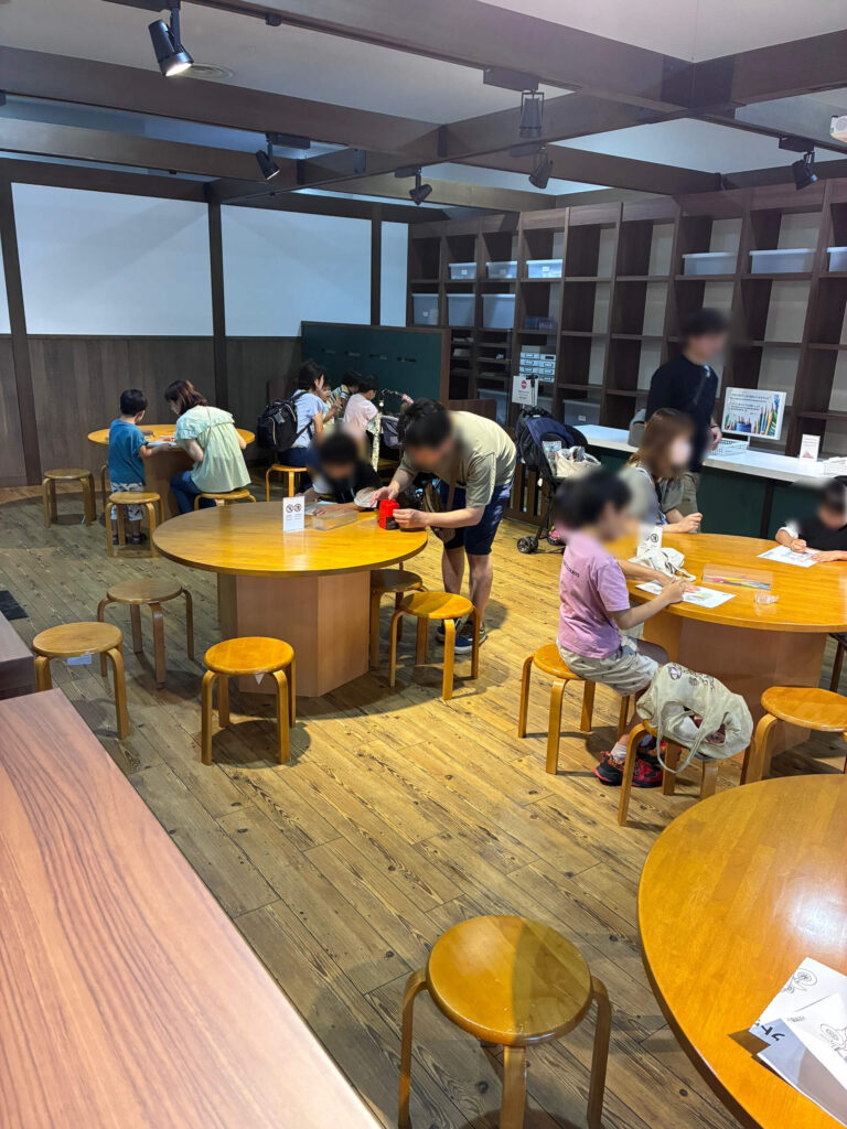 塗り絵コーナー