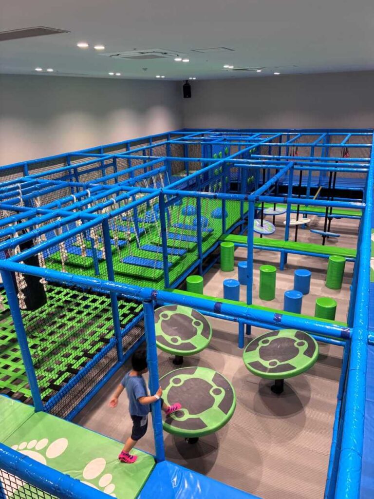 TOBUPARA東浦の室内アスレチックエリア全体図