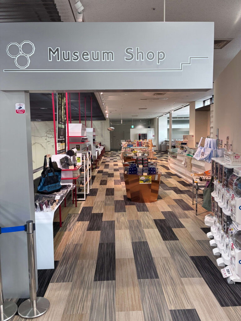 お土産ショップ