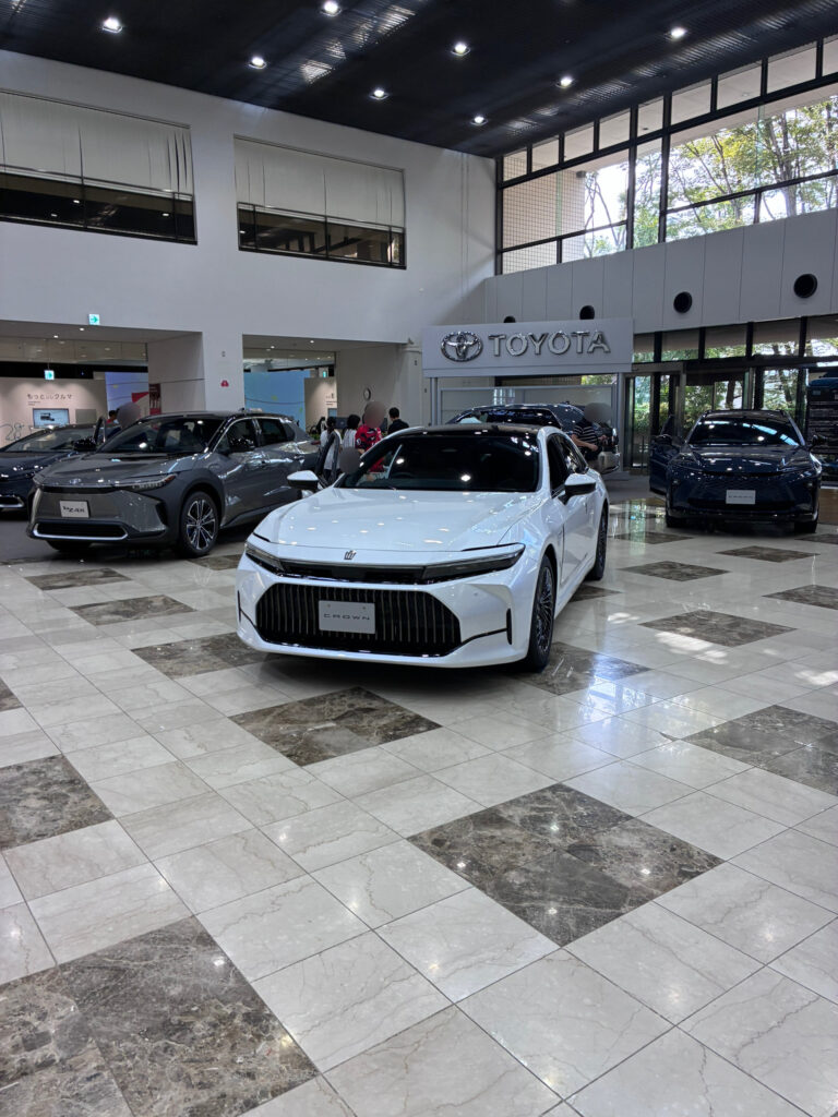 トヨタ自動車の高級車