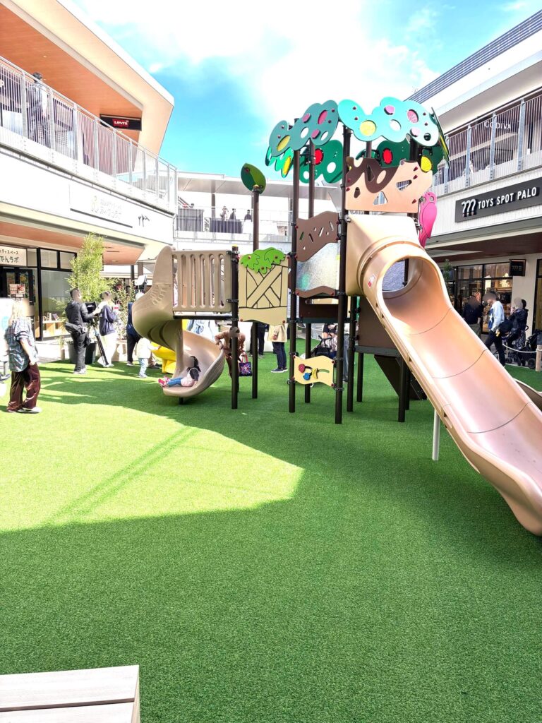 三井アウトレットパーク岡崎の遊具