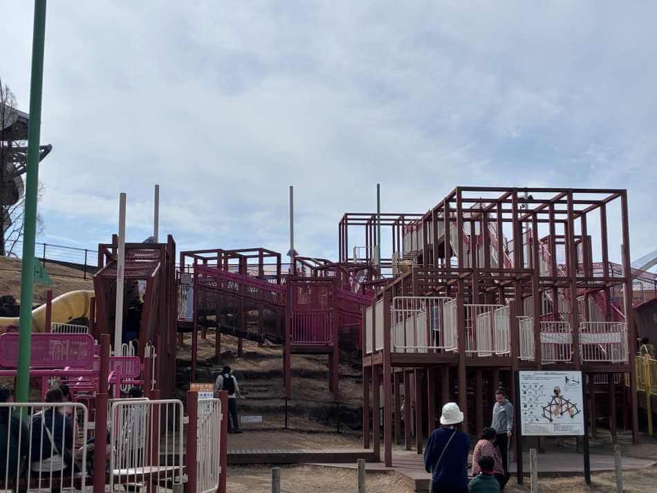 豊田市中央公園の遊具