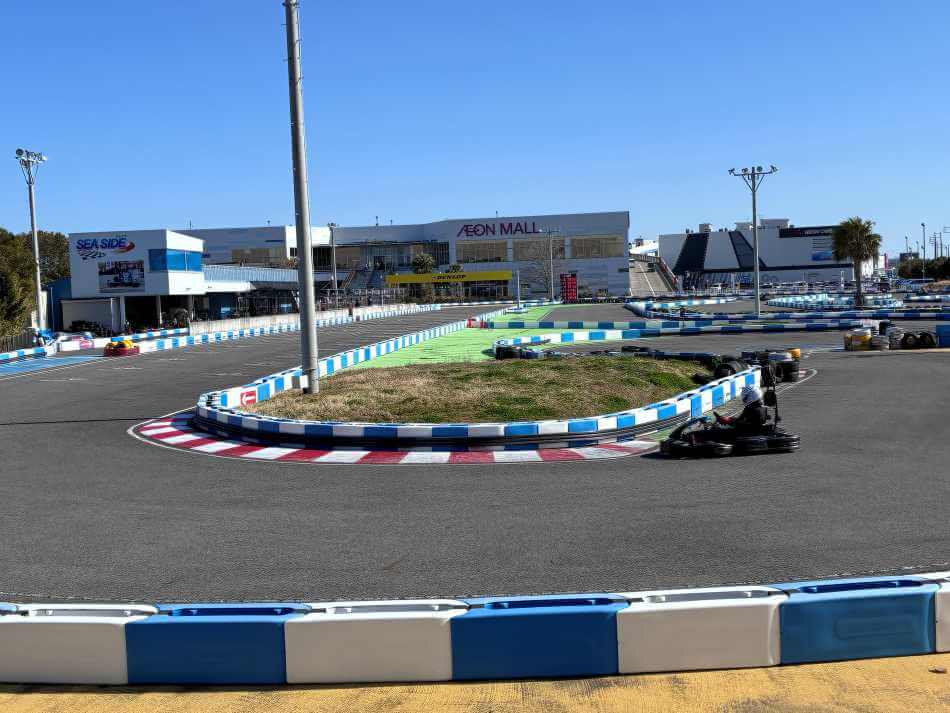 イオンモール常滑のサーキットコース