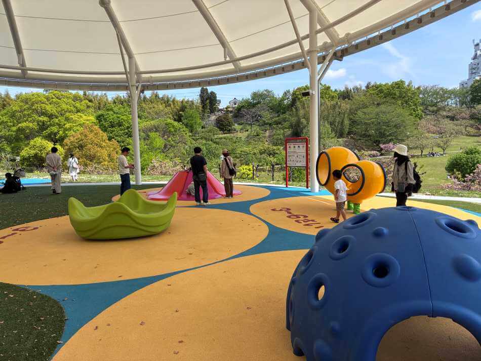 於大公園のファミリー広場　幼児向け遊具